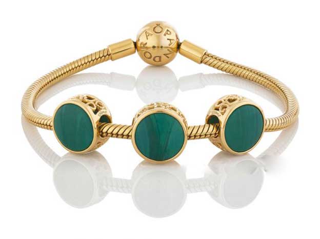 768152GMU-Pandora-Beautifully-Different-Murano-Charm-Bracelet.jpg 768152GMU-Pandora-Beautifully-Different-Murano-Charm-Bracelet.jpg