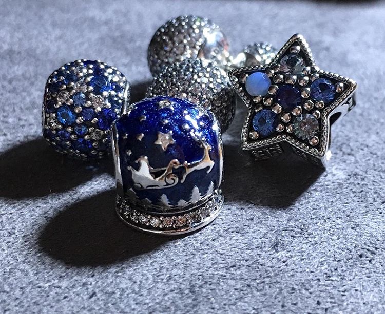 pandora-winter-2017-blues-2.jpg pandora-winter-2017-blues-2.jpg